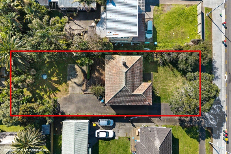 Image 2 of 20