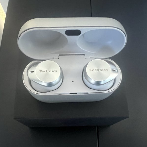 Technics AZ80 Noise Canceling Wireless Airbuds Carousel 1