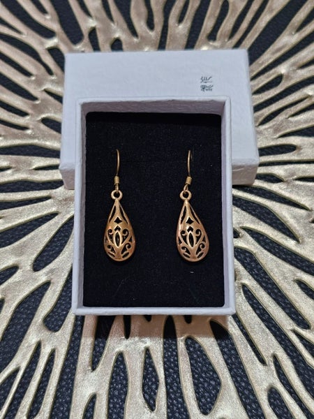 Vintage copper filigree drop earrings Carousel 1