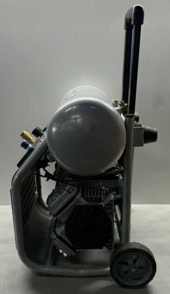 Chicago Air HUSH15HF 1500W 15L Brushless Oil Free Air Compressor Carousel 2