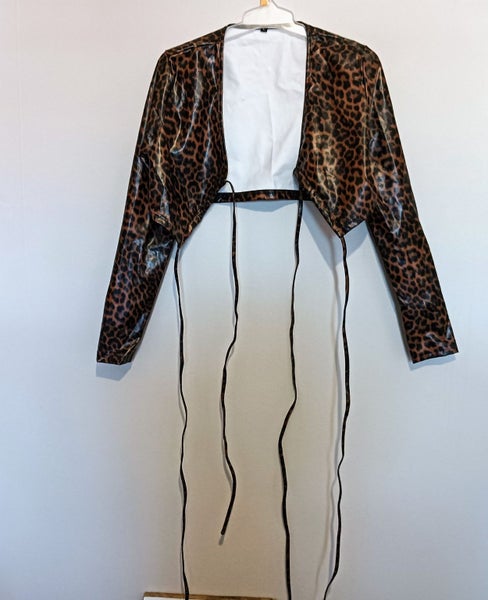 VINYL SHORT JACKET SIZE L Carousel 1