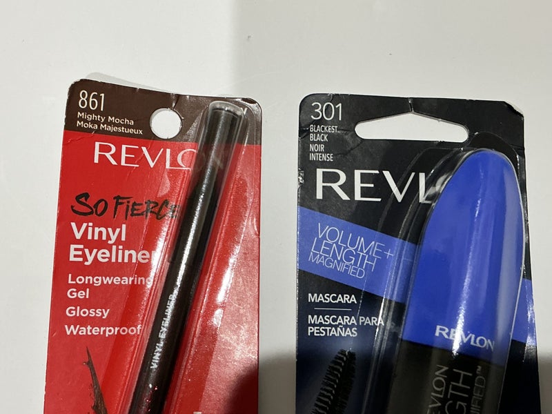 SET FOR MAKEUP —6 items — all New—( #7 ) Carousel 2