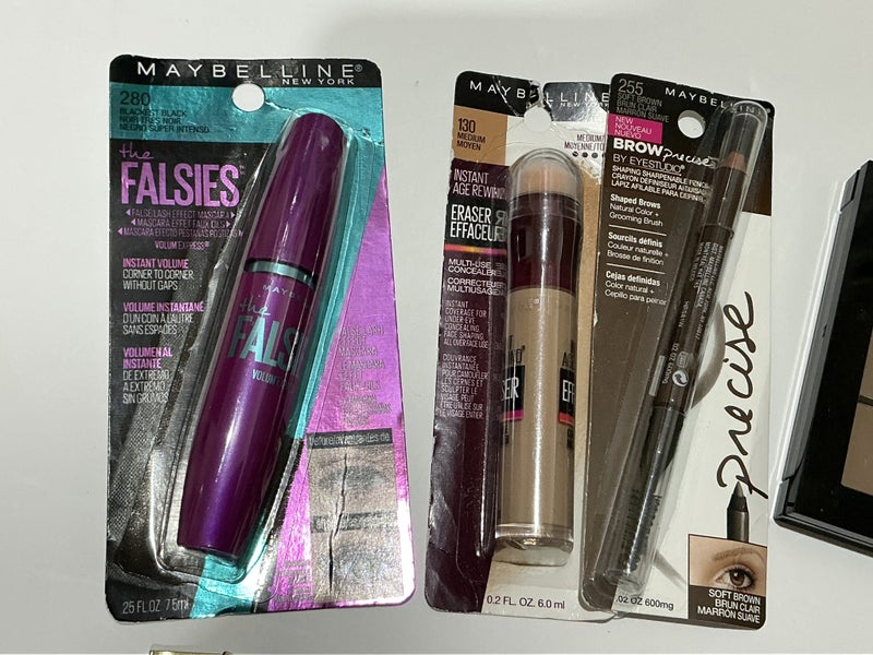 Bulk items for makeup —7 items -all New—( # 3 ) Carousel 2