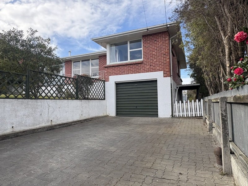 Image 1 of 18