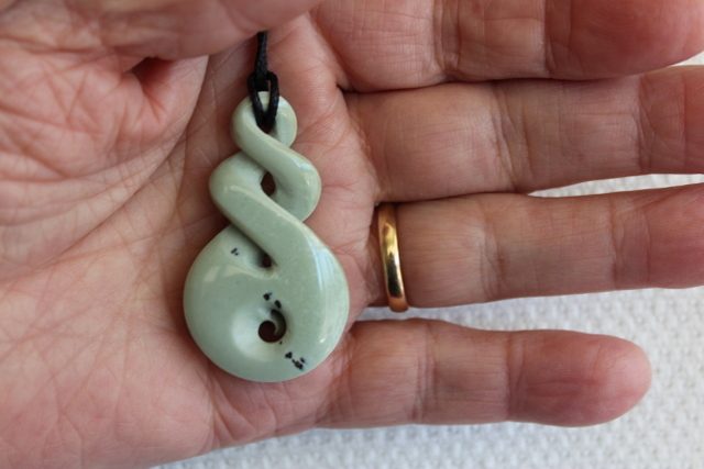 BEAUTIFUL KORU-TWIST TWIST INANGA FLOWER POUNAMU / Jade Twist #191 Carousel 2