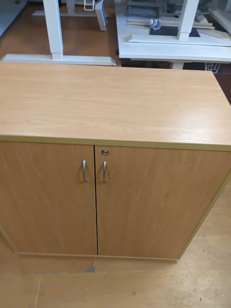 Cabinet-Veneer Carousel 2