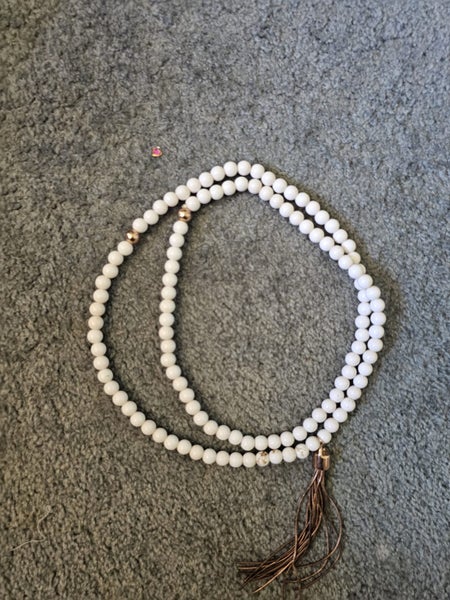 4 X NECKLACES Carousel 2