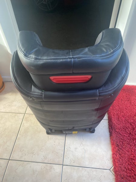 Kids booster seat Carousel 1