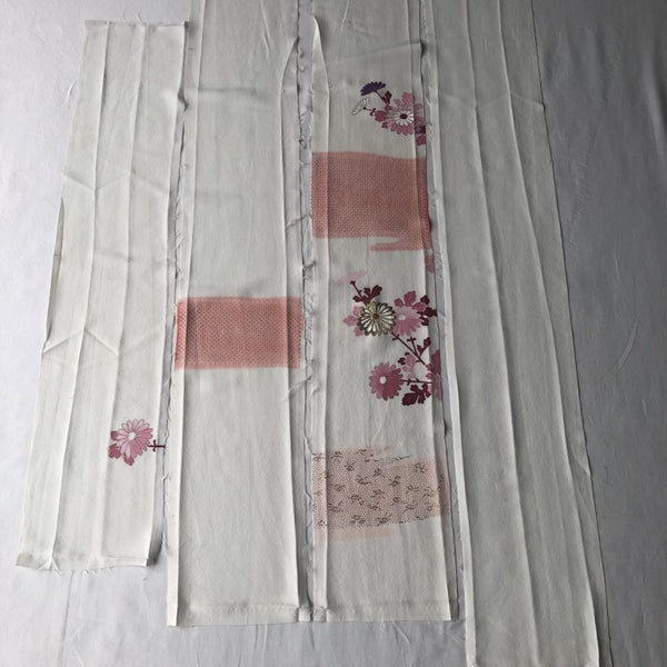 Vintage Silk Japanese Fabric Pieces Carousel 17