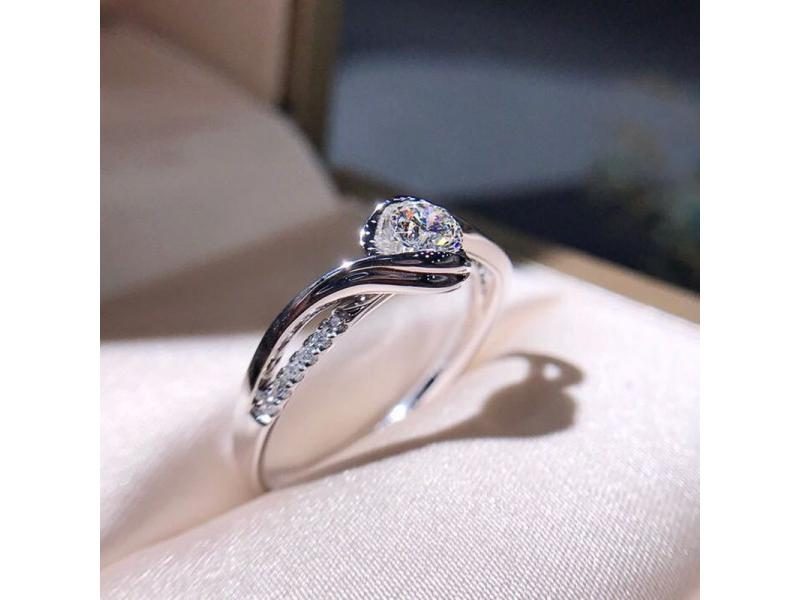 Huitan Exquisite Silver Color Ring With White Cubic Zirconia Fashion Versatile Carousel 1