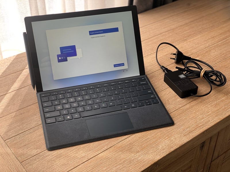 Microsoft Surface Pro 6 i7 16GB 512GB SSD with pen Carousel 2