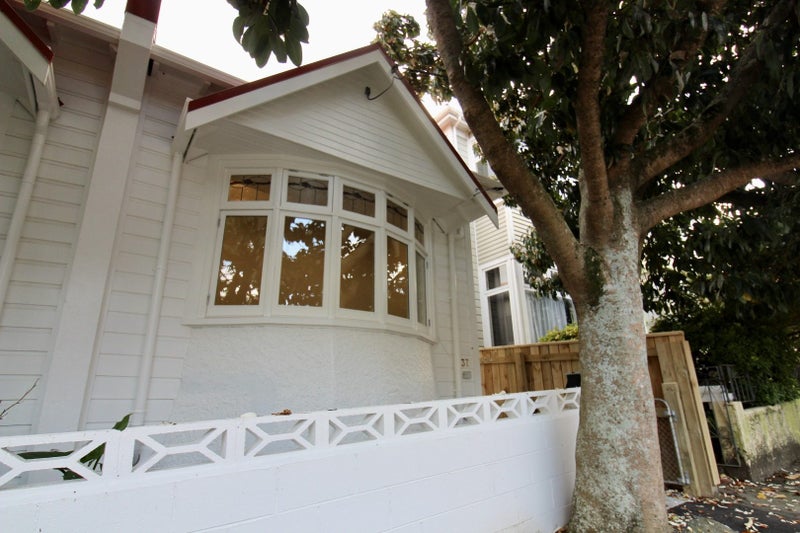 Image 1 of 20