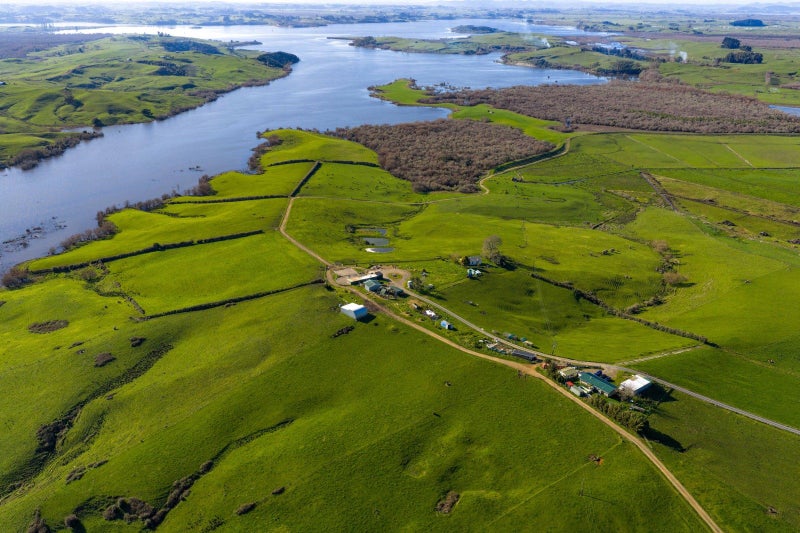 Picturesque Dairy 115ha 5 Titles63621370333313111