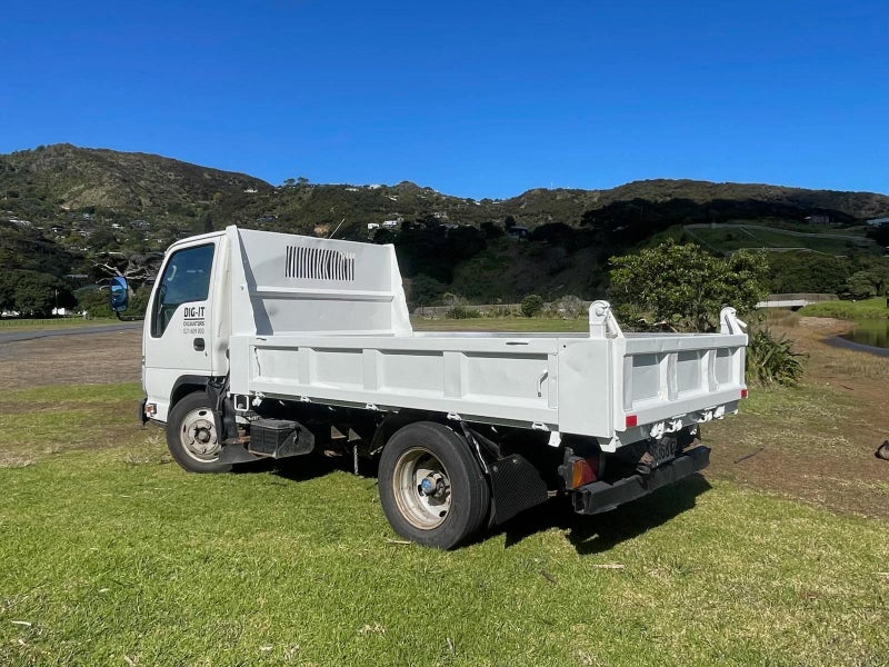 2015 Isuzu Elf 2015 AUTOMATIC 3T PAYLOAD63895578293763112