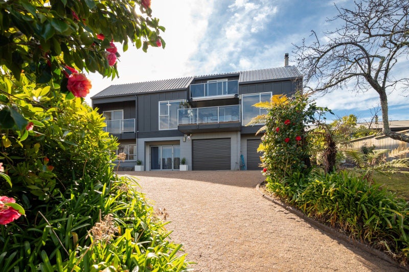 Image 1 of 30