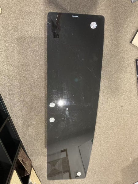 Glass front TV Cabinet 2nd hand in good condition Carousel 2