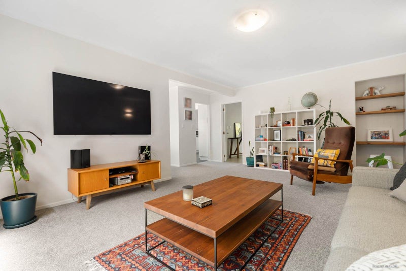 SPACIOUS FAMILY HOME - 4 Beds & 3 Bathrooms & DG63622408711170113