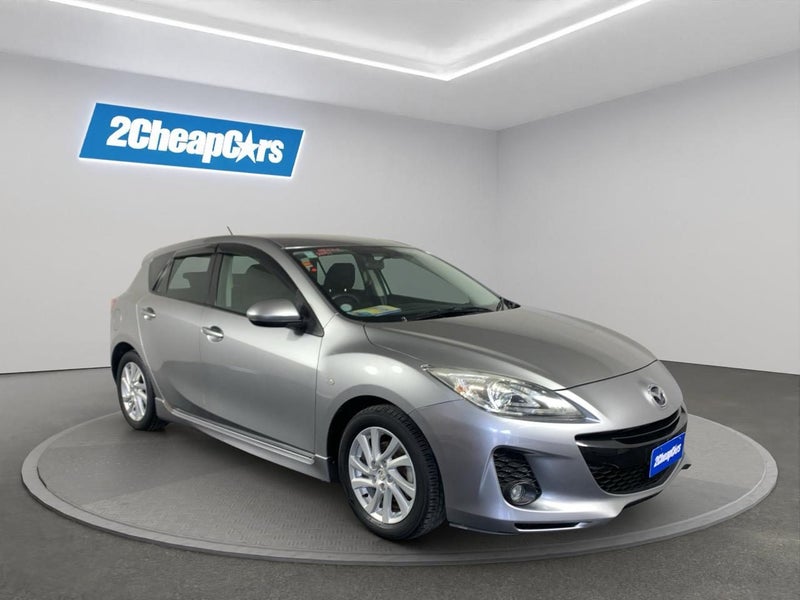 2012 Mazda Axela 3 1.5S64243063176578112