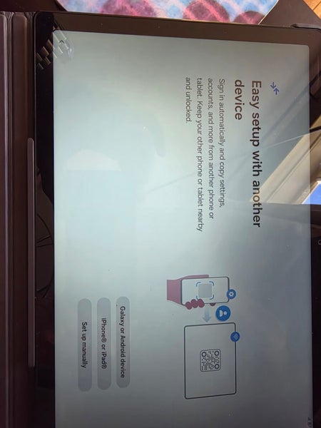 Galaxy Tab A8 WiFi + Cellular with 2 cases and a Bluetooth Keyboard Carousel 8