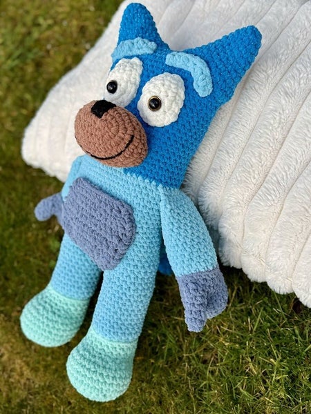 Handmade Bluey Plush – 46cm Tall – Super Soft Baby Yarn Carousel 11