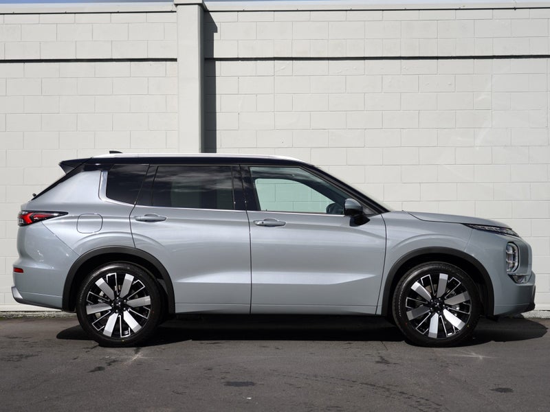 2026 Mitsubishi Outlander 2.5P EXCEED 2WD, photo 3