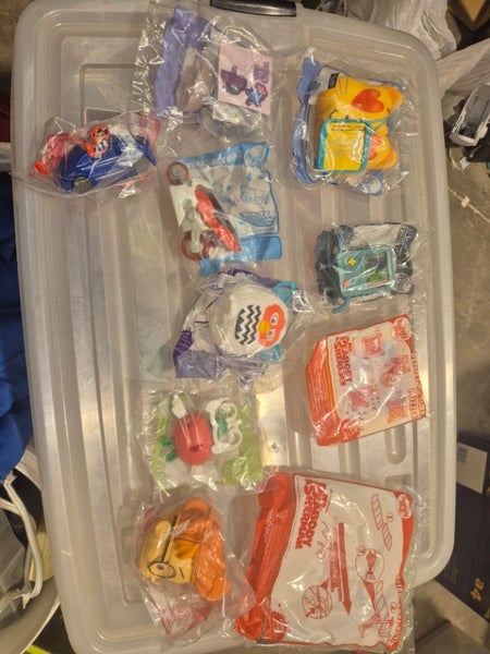 bulk vintage McDonald's toys $1!!! Carousel 1