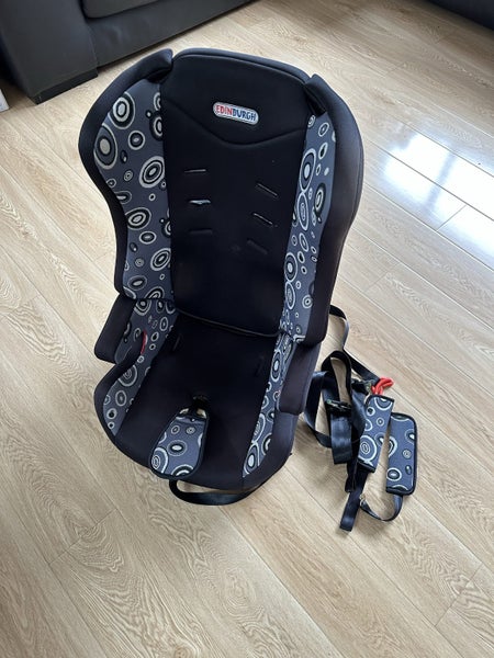 Edinburgh booster seat Carousel 1