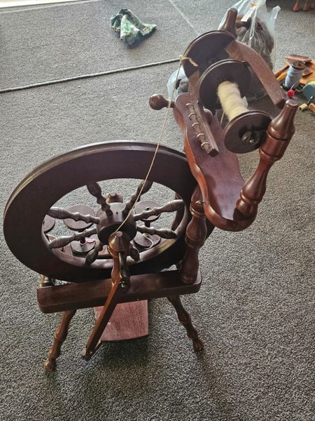 Spinning wheel Carousel 1