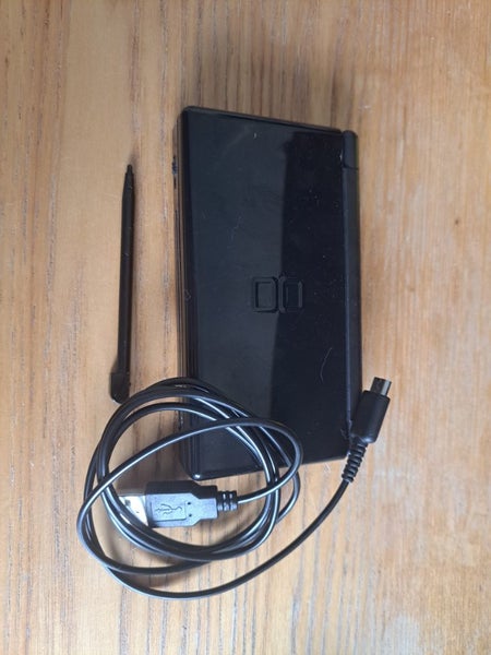 Nintendo DS Lite Carousel 1