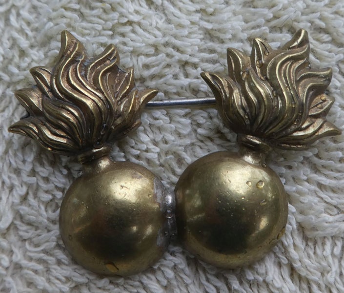 WW1 NZ ENGINEERS SWEETHEARTS BADGE CROSSED GRENADES.ARTILLERY ALSO? Carousel 1