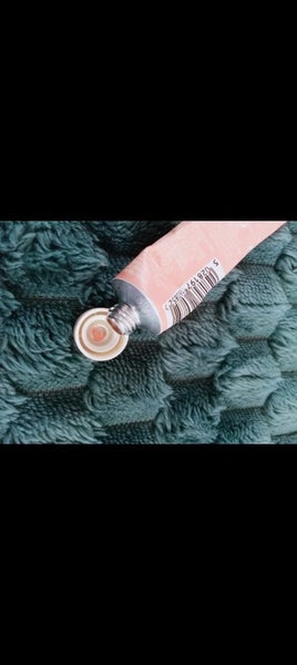 *New* The Body Shop Multi Tasking Cream Colour, Blush/Eyes/Lips Carousel 11