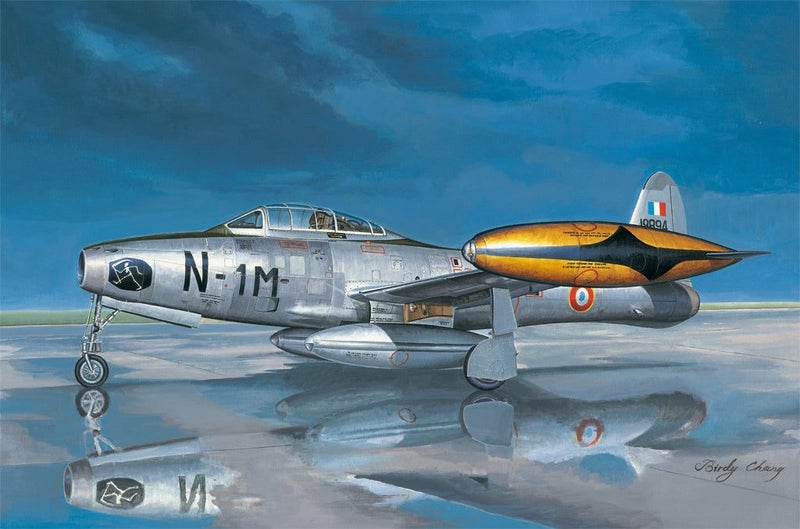 HobbyBoss 1/32 F-84G Thunderjet Fighter Aircraft Kit 8320864177150336514110