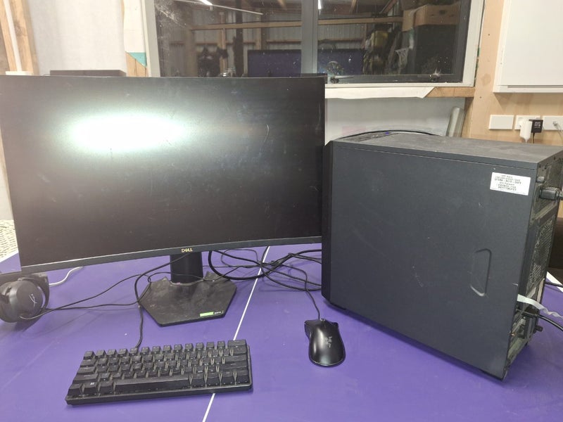Gaming Setup Carousel 1