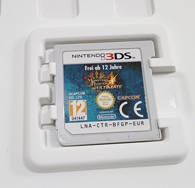 Monster Hunter 4 Ultimate - Nintendo 3DS (Complete in Box) Carousel 2