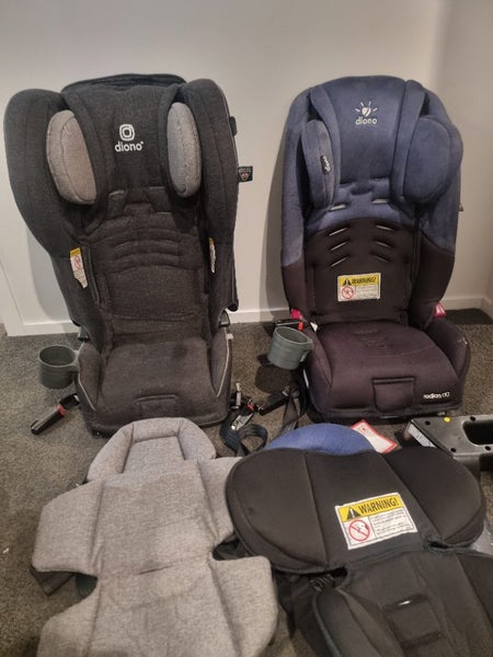 X2 Diano Carseats in great condition. Carousel 2
