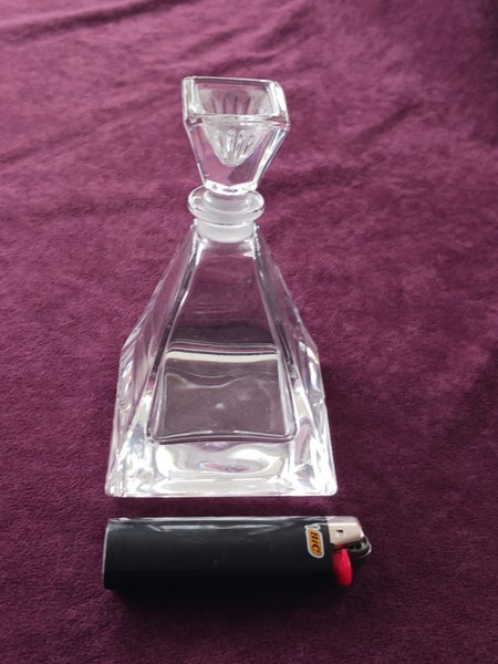 PERFUME BOTTLE WITH STOPPER PYRAMID SHAPE Carousel 6