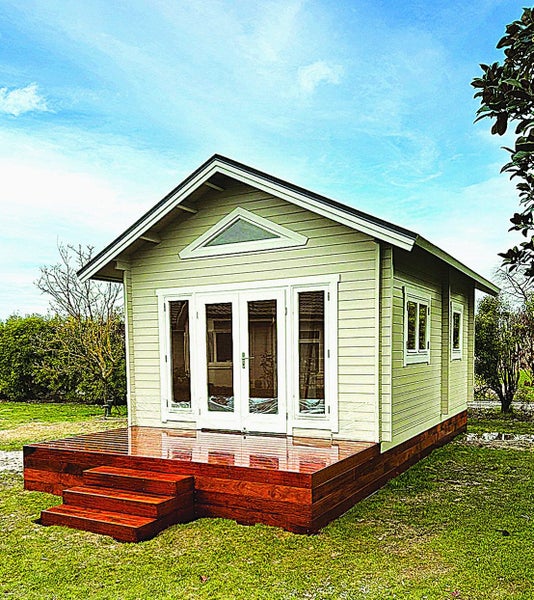 NATURALLY WARM COZY KITSET CABIN WITH LOFT Carousel 1