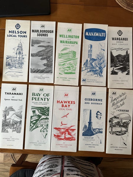 Close to Complete set of AA Maps 1968-69 Carousel 2