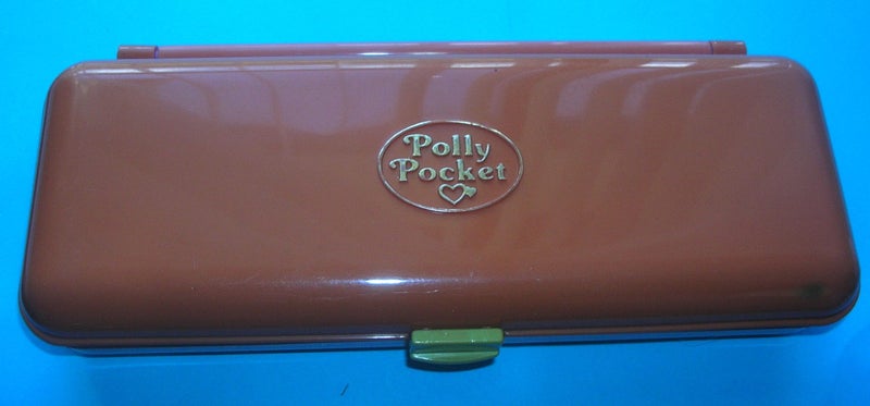 1 x POLLY POCKET Plus 69 figures Plus Extras Carousel 1