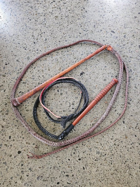 2 X VINTAGE LEATHER STOCK WHIPS Carousel 1