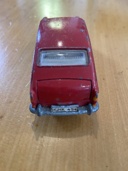 Dinky Volkswagen 1600 TL Carousel 6