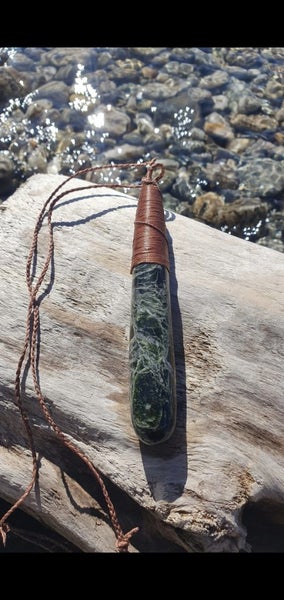 12 cm Pounamu roimata necklace Carousel 4