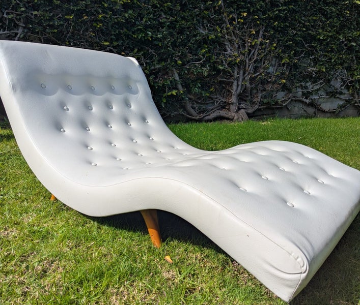 Vintage wave form chaise Carousel 1