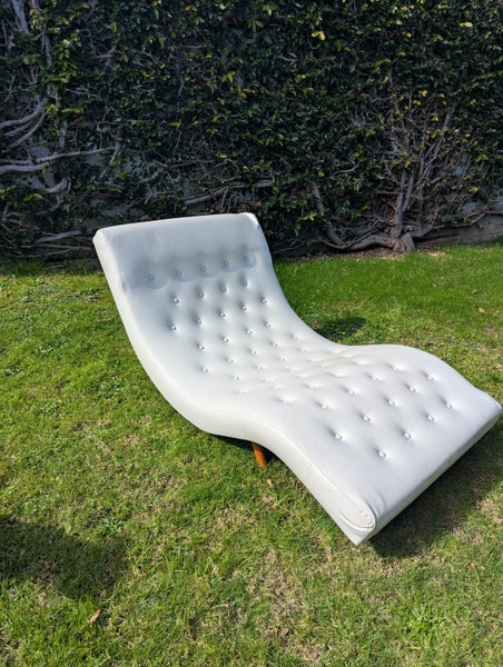 Vintage wave form chaise Carousel 2