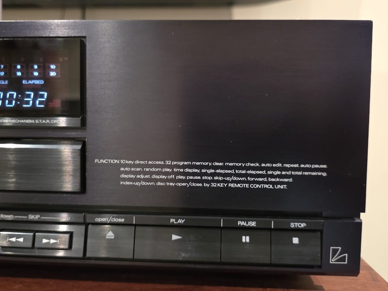 McIntosh & Luxman Carousel 15