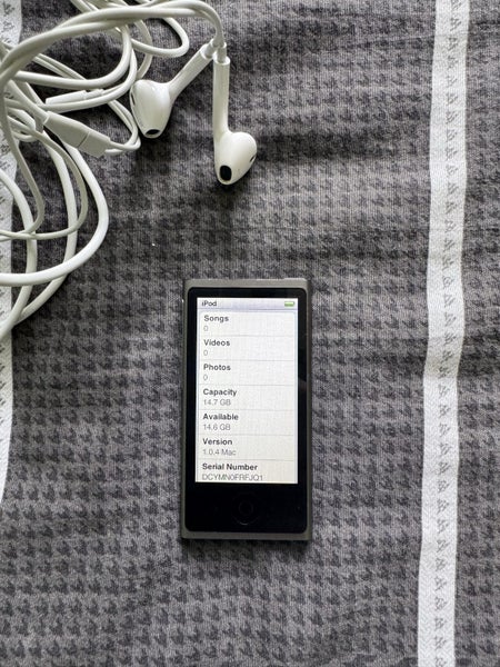 iPod nano (7th Generation) Carousel 1