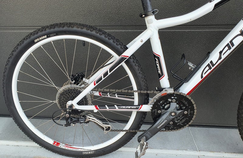 Avanti Forte 26.3 - Medium Frame - Good Condition Carousel 2