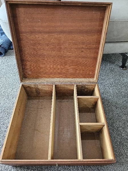 Classic hand crafted Teak storeage box Carousel 2