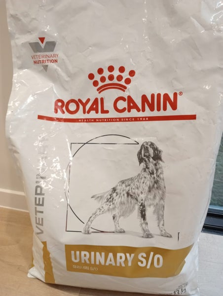Dog Food - Royal Canin Urinary S/O Carousel 1