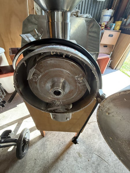 Dry Grinder Electric Stainless Steel machine Carousel 2